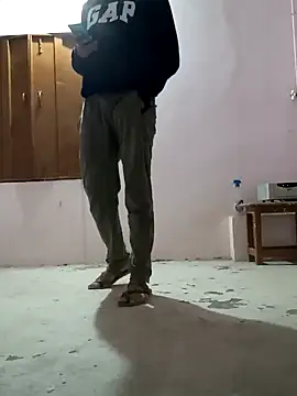 yours smp online show from December 14, 2024, 12:33 pm