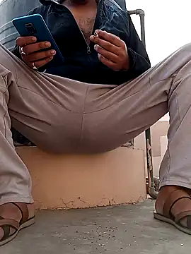 yours smp online show from December 22, 2024, 9:22 am