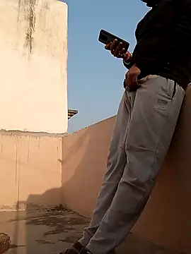 yours smp online show from January 8, 2025, 10:26 am