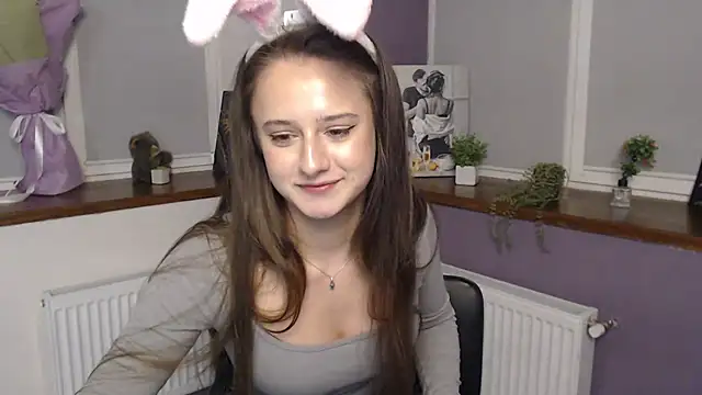 Caramel bunny online show from March 20, 2025, 4:31 pm