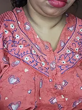 Ravina patil1 online show from January 2, 2025, 1:51 pm