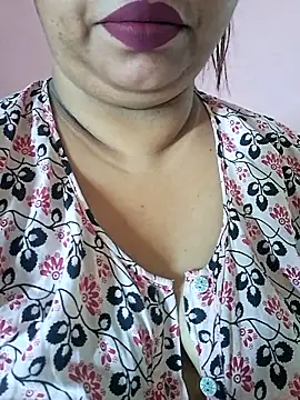 Snapshot of Ravina_patil1 chatting on May 24, 2026, 4:50 am Ravina patil1 online show from May 24, 2026, 4:50 am
