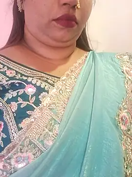 Snapshot of Ravina_patil1 chatting on June 29, 2026, 8:09 am Ravina patil1 online show from June 29, 2026, 8:09 am