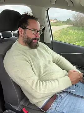 eduardbareback online show from March 6, 2025, 10:20 am