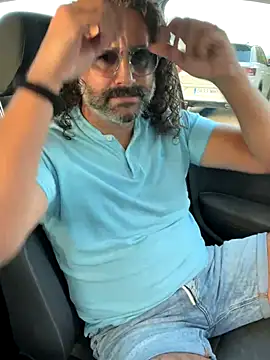 eduardbareback online show from September 15, 2025, 5:35 pm