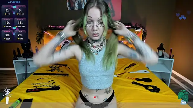 Mary Xextra online show from December 17, 2024, 1:29 am