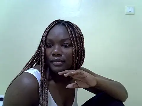 candililie online show from June 12, 2026, 8:41 pm
