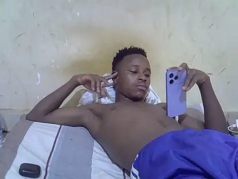 swthairydic online show from February 8, 2026, 12:52 pm