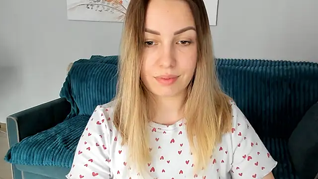 Mia shy1 online show from February 7, 2025, 12:17 pm