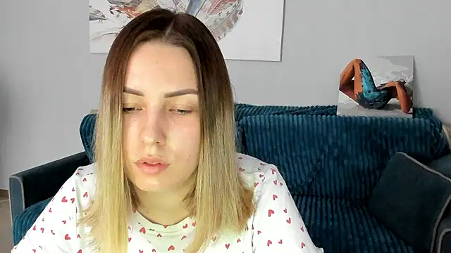 Mia shy1 online show from March 18, 2025, 12:36 pm