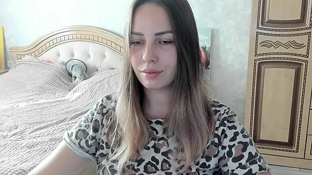 Mia shy1 online show from November 10, 2025, 8:24 am