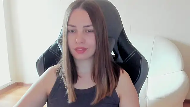 Mia shy1 online show from May 10, 2026, 5:23 am