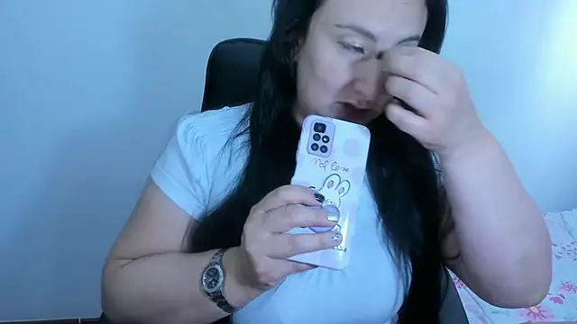 Ashyle online show from September 14, 2025, 7:13 pm