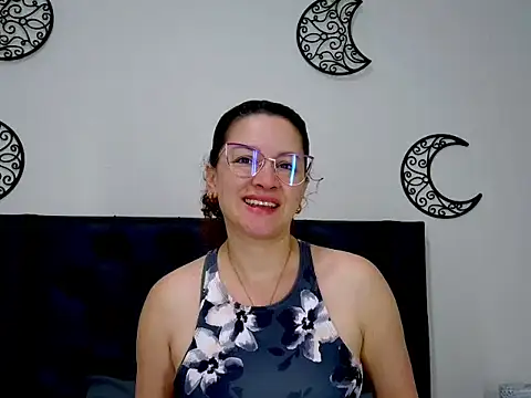 Snapshot of ArtesanaMK chatting on September 26, 2025, 11:25 am ArtesanaMK online show from September 26, 2025, 11:25 am