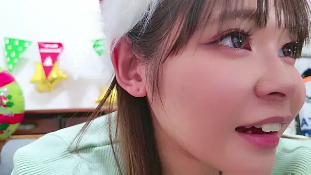 Megu Melon online show from December 25, 2024, 3:06 pm