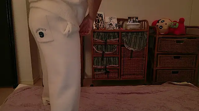 Megu Melon online show from October 31, 2025, 10:27 am