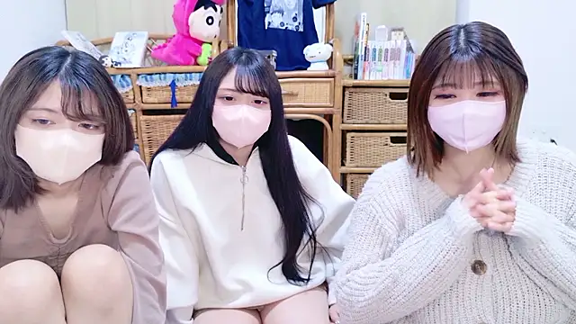 Megu Melon online show from March 22, 2026, 12:30 pm