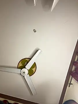 Snapshot of Cute_princcess chatting on September 26, 2025, 1:15 pm Cute princcess online show from September 26, 2025, 1:15 pm