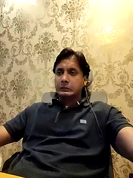 Snapshot of MuscularEros1 chatting on October 11, 2025, 12:04 pm MuscularEros1 online show from October 11, 2025, 12:04 pm