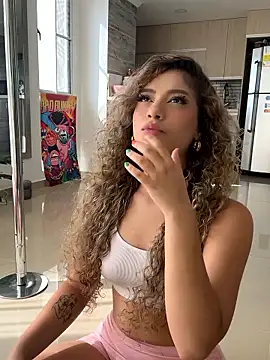 Melina-Smith online show from November 10, 2025, 7:57 pm