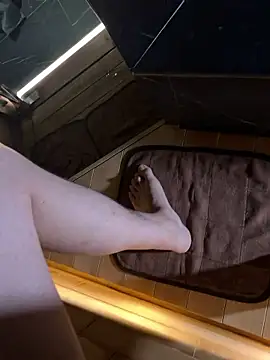 Tkcqcc online show from November 18, 2025, 11:03 am