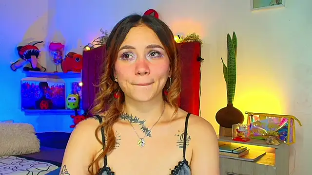 alisson zafiro  online show from March 2, 2026, 7:26 am