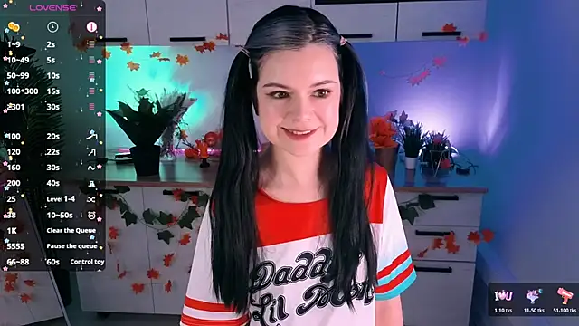 Snapshot of Lil_Amelie chatting on November 1, 2025, 10:39 am Lil Amelie online show from November 1, 2025, 10:39 am