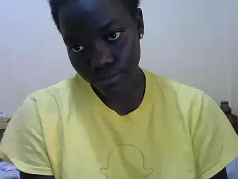 Snapshot of Sweet_chico2 chatting on December 4, 2024, 3:21 pm Sweet chico2 online show from December 4, 2024, 3:21 pm