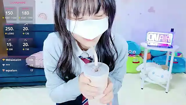 Snapshot of _Iroha_99 chatting on September 23, 2025, 9:23 am Iroha 99 online show from September 23, 2025, 9:23 am