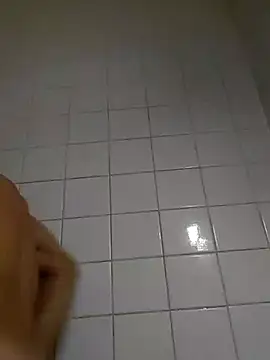 wedge75 online show from October 10, 2025, 4:50 pm