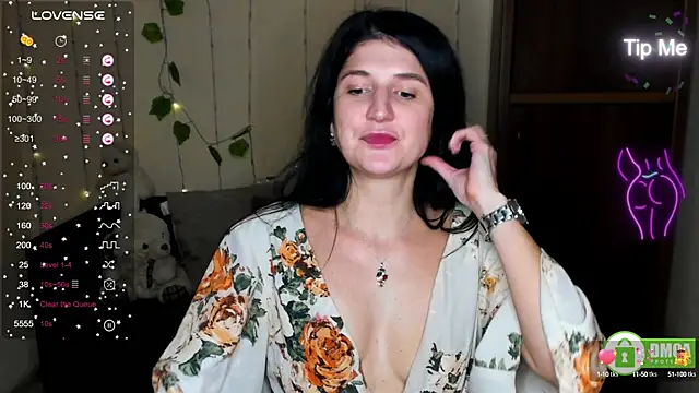 Alianna Solo Kisses online show from February 4, 2025, 3:26 pm