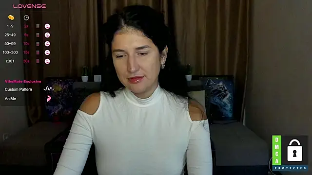 Snapshot of Alianna_Solo_Kisses chatting on September 19, 2025, 5:31 am Alianna Solo Kisses online show from September 19, 2025, 5:31 am