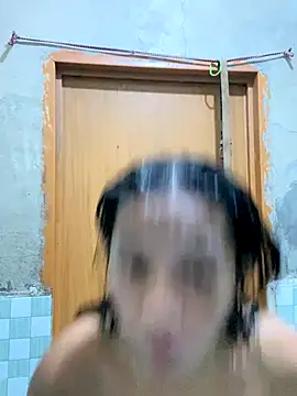 Snapshot of whiteladyboy chatting on November 23, 2025, 6:02 am whiteladyboy online show from November 23, 2025, 6:02 am