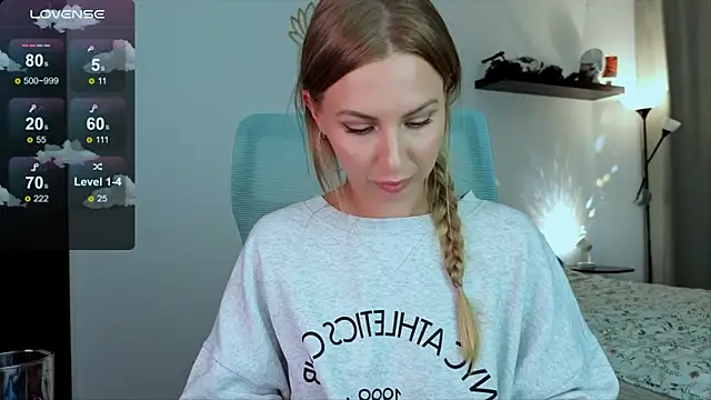 Snapshot of Sp1cyme chatting on October 28, 2025, 12:09 pm Sp1cyme online show from October 28, 2025, 12:09 pm