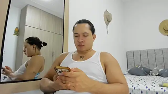 Snapshot of Valerioe chatting on April 15, 2026, 2:57 pm Valerioe online show from April 15, 2026, 2:57 pm