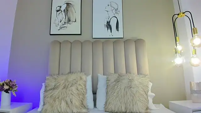 helen mooree online show from February 16, 2026, 1:40 pm