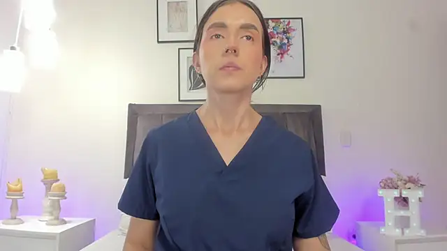 helen mooree online show from June 5, 2026, 12:55 pm