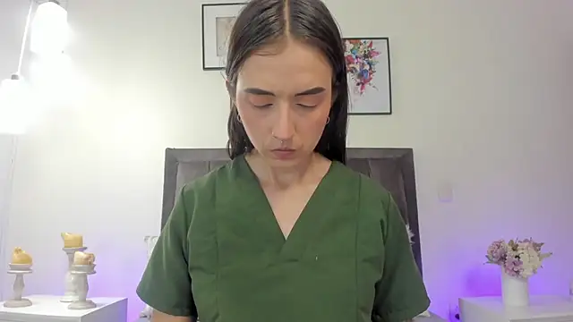 helen mooree online show from June 26, 2026, 12:53 pm