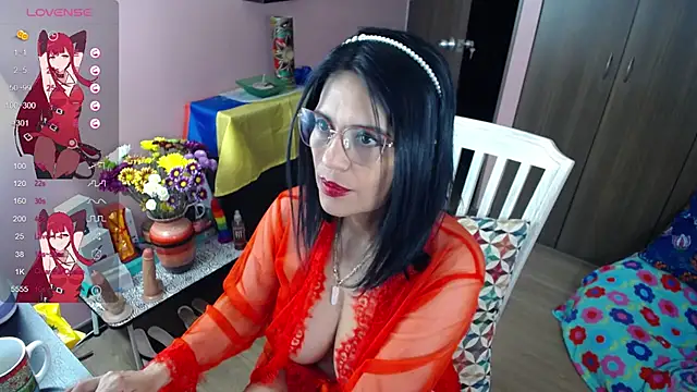 Snapshot of paolagomez_ chatting on February 7, 2025, 4:27 am paolagomez online show from February 7, 2025, 4:27 am
