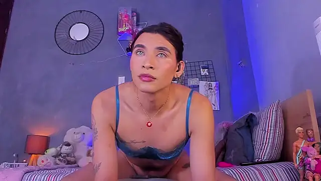 tiffbeatiful online show from November 14, 2025, 10:51 pm