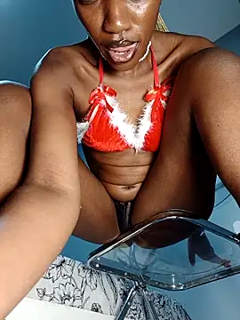 kinkybeby online show from December 21, 2025, 5:42 pm