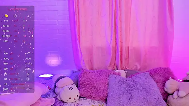 pink quarz online show from December 21, 2024, 9:15 pm