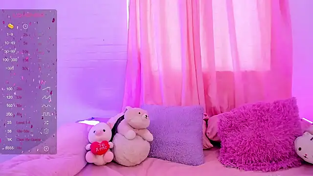 pink quarz online show from January 17, 2025, 4:57 pm