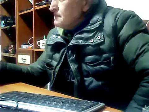 zormen355 online show from January 24, 2025, 4:06 pm