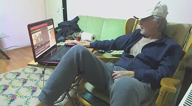 zormen355 online show from January 26, 2025, 4:51 am