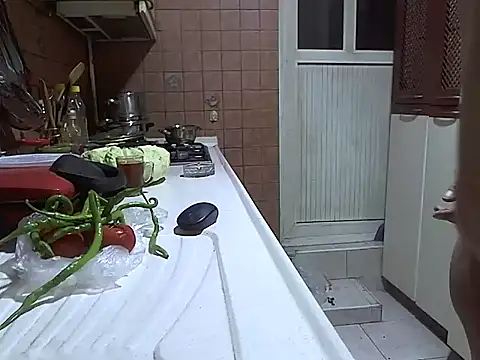 Snapshot of zormen355 chatting on October 19, 2025, 6:41 pm zormen355 online show from October 19, 2025, 6:41 pm