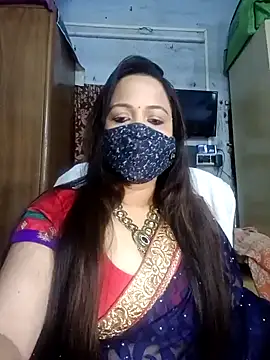 Snapshot of albelasummi702 chatting on December 18, 2024, 5:15 am albelasummi702 online show from December 18, 2024, 5:15 am