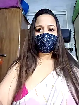 Snapshot of albelasummi702 chatting on January 10, 2025, 3:29 am albelasummi702 online show from January 10, 2025, 3:29 am