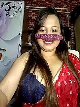 Snapshot of albelasummi702 chatting on September 18, 2025, 2:35 am albelasummi702 online show from September 18, 2025, 2:35 am