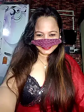 Snapshot of albelasummi702 chatting on April 10, 2026, 12:27 am albelasummi702 online show from April 10, 2026, 12:27 am